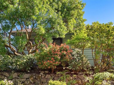 123 Crockett Street, Seattle, WA, 98109