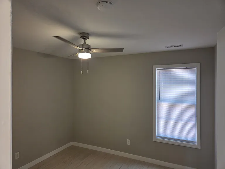 1704 E Main St — Photo 3