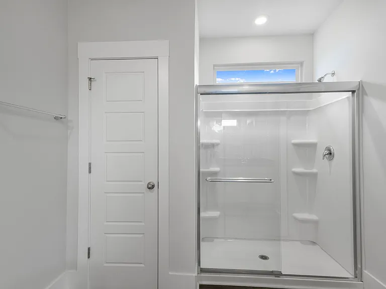 322 Whalebone Ave — Photo 27