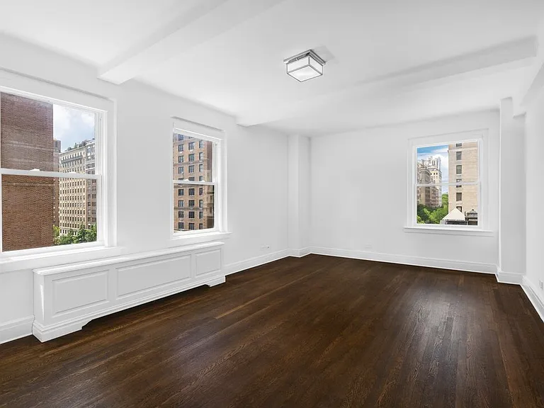 1085 Park Ave #4B — Photo 7