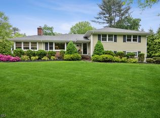 7 Crestview Ave, Madison, NJ 07940