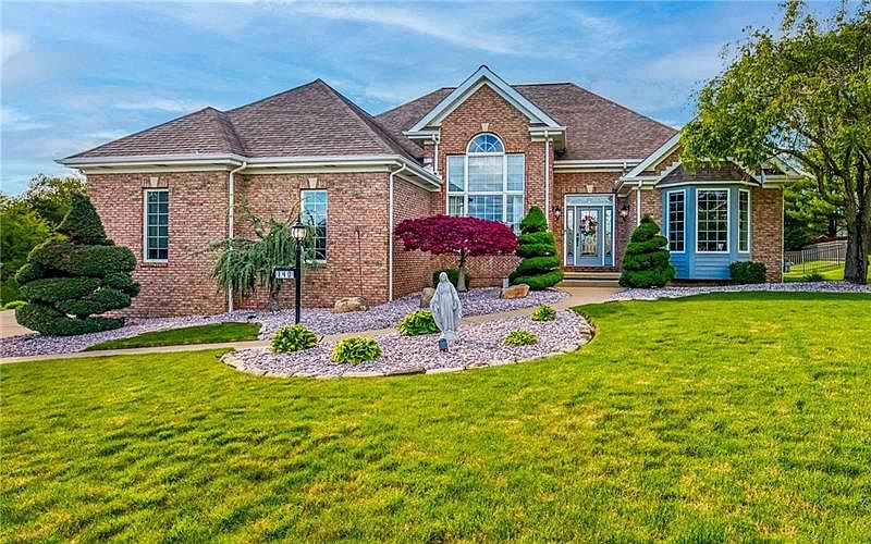 140 Rosewood Dr, Aliquippa, PA 15001 Zillow