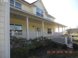 241 Fair Oaks Rd, Oakland, OR 97462