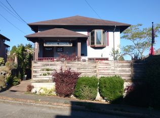 2725 Nob Hill Ave N, Seattle, WA 98109