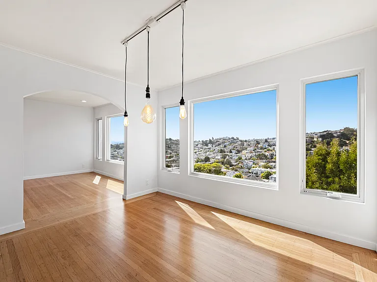 41 Saturn St — Photo 19