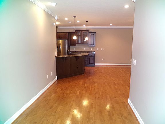 4th image of 129 Nicklaus Dr
