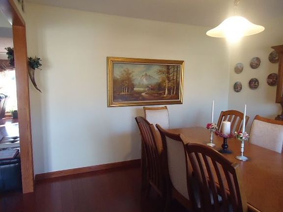 3rd image of 5617 Lux Blvd