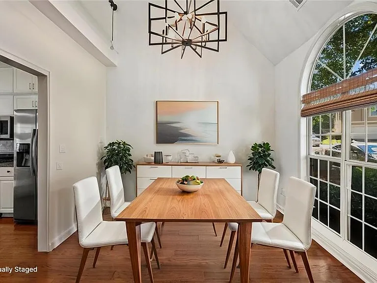 3105 Ballet Ct SE — Photo 7