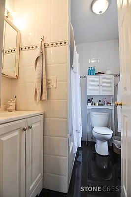 Rented by Stonecrest Realty | media 2