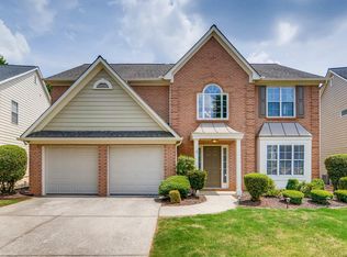 11045 Crabapple Lake Dr, Roswell, GA 30076