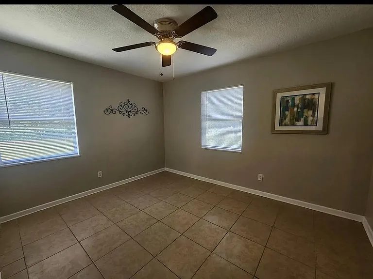 3409 Sloan Rd — Photo 5
