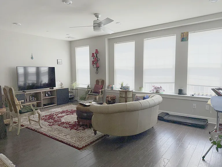 502 Parkview Ln — Photo 9