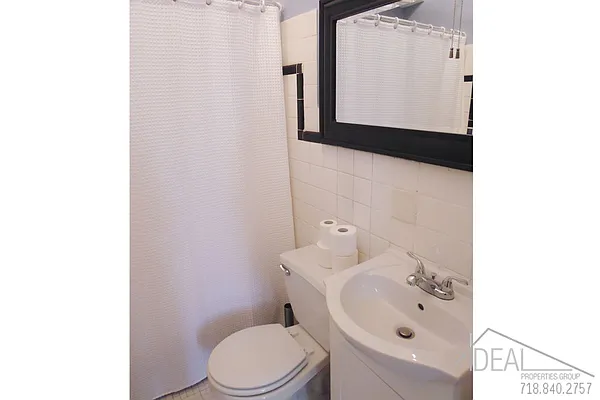 Rented by Ideal Properties Group | media 29