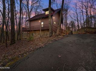 4112 Hillcrest Rd, Sevierville, TN 37862