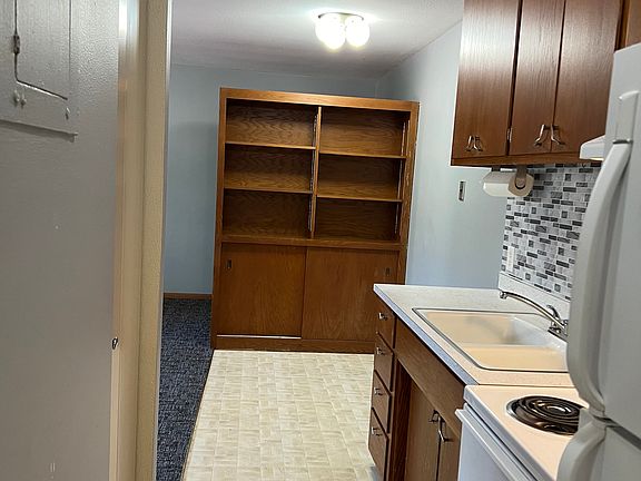 5th image of 958 Manvel St APT 7