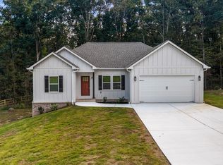 125 County Road 155, Riceville, TN 37370
