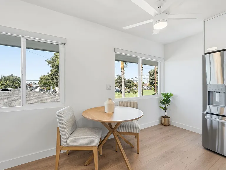 1620 E Maple, LLC — Photo 10