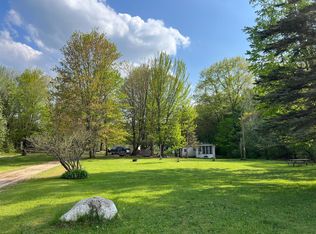 8431 E Manales Rd, Branch, MI 49402