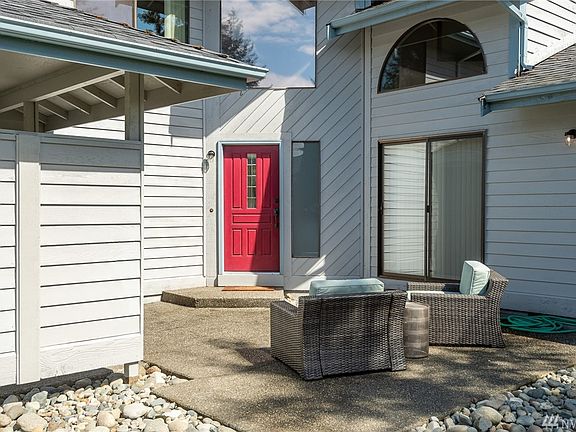 3rd image of 4721 72nd Ave Ct W