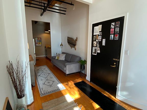 2nd image of 430 N Park Ave Unit 103