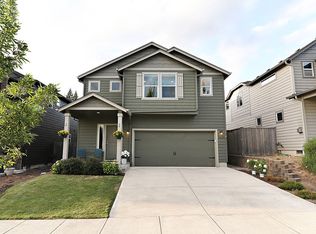 36921 Goldenrain St, Sandy, OR 97055