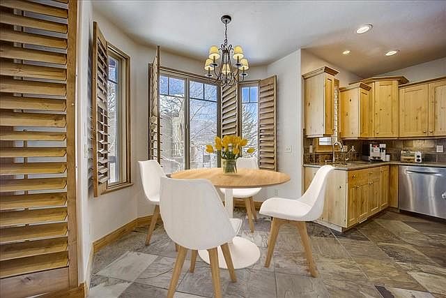 potential dining area set up