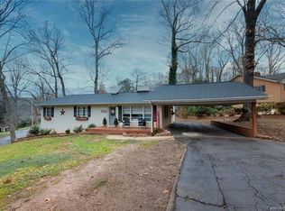 142 Pinehurst Ln, Newton, NC 28658