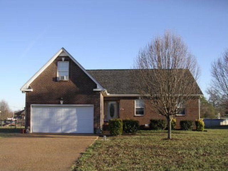 2nd image of 101 Cody Ct