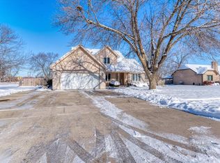 770 Meadowood Ln, Wilmington, IL