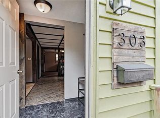 303 Cherry St, Kent, OH 44240