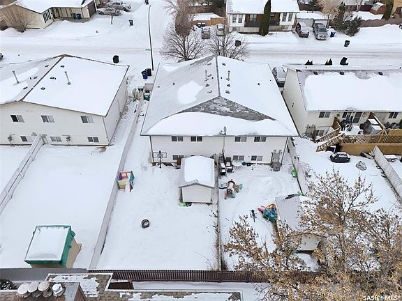 4th image of 114 - 116 Barber CRESCENT