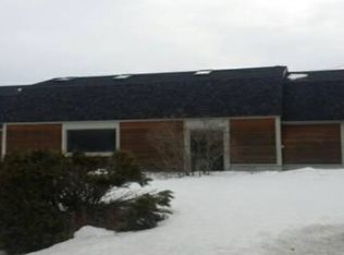 44 Searsmont Rd, Lincolnville, ME 04849