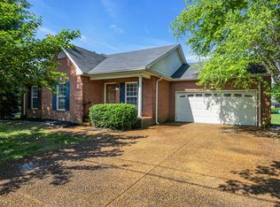 169 Putter Point Dr, Gallatin, TN 37066