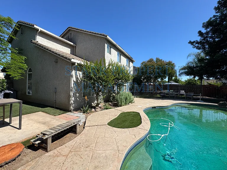 4919 Tyler Ct — Photo 28