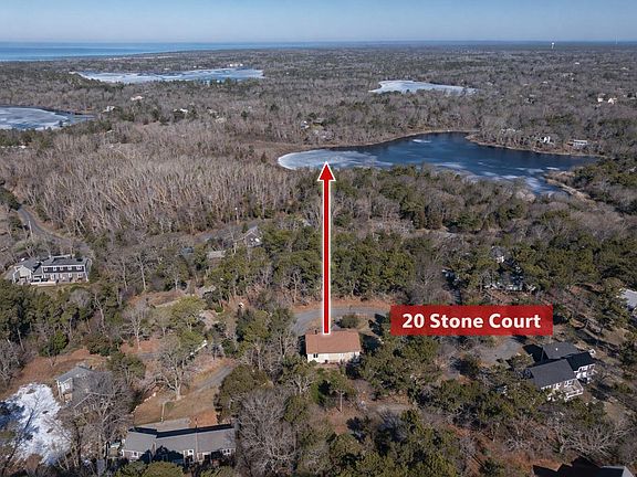 3rd image of 20 Stone Court