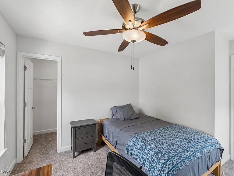 12027 Wade Park Ave — Photo 21