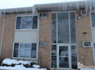 1494 Nancywood Dr APT 9, Waterford, MI 48327