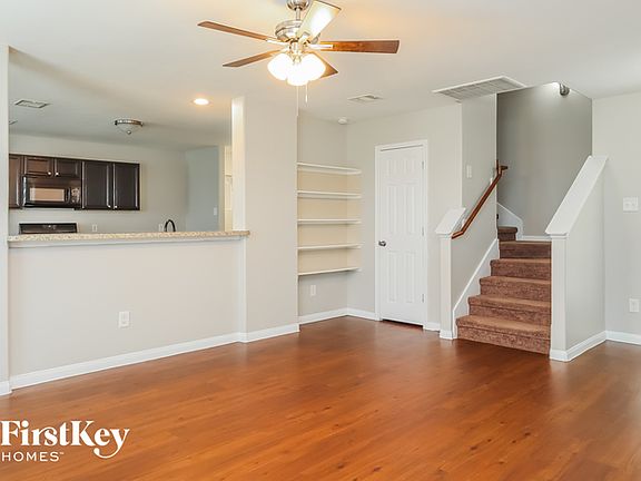 3rd image of 19139 Sandelford Dr