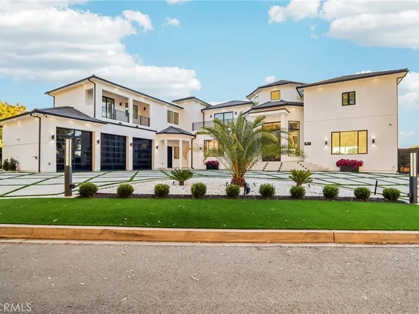 10511 Mary Bell Ave, Sunland, CA 91040