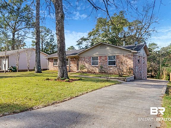 3rd image of 42 Ridgeview Dr