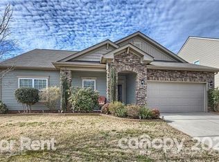 1918 Shorthorn St, Charlotte, NC 28215