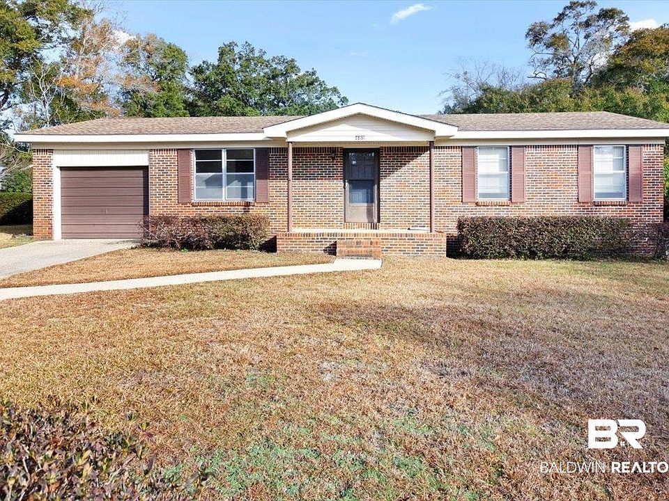 1st image of 483 Dogwood Ave