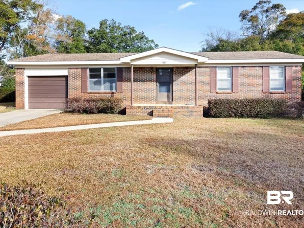 483 Dogwood Ave, Fairhope, AL 36532