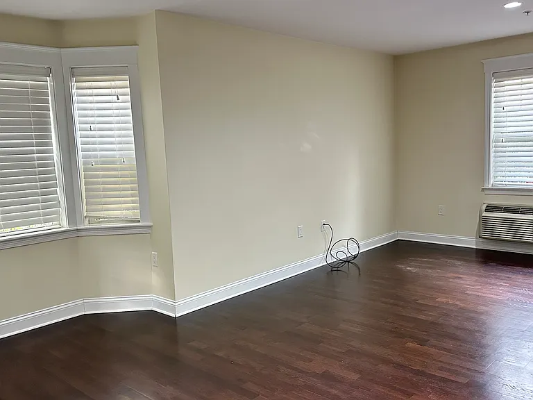 39 Fayette St #102 — Photo 24