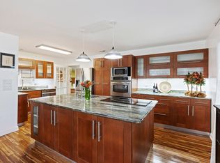 683 Edmonds Dr, Charleston, SC 29412