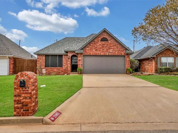 2905 Shiloh Ln, Altus, OK 73521