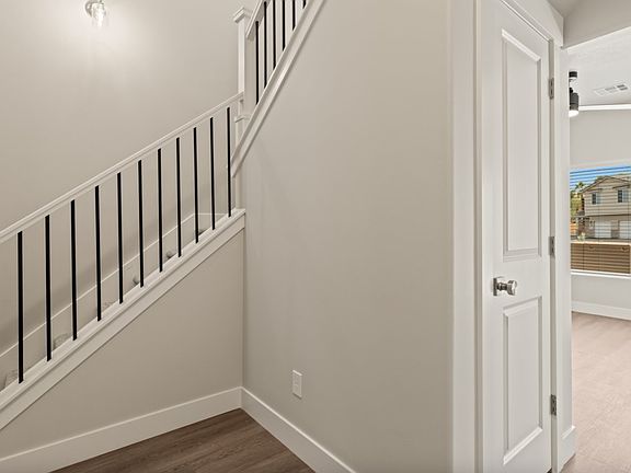 4th image of 721 Hardy Way #12