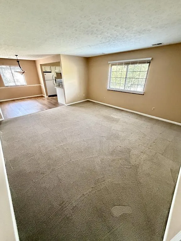 6385 Catawba Dr — Photo 3