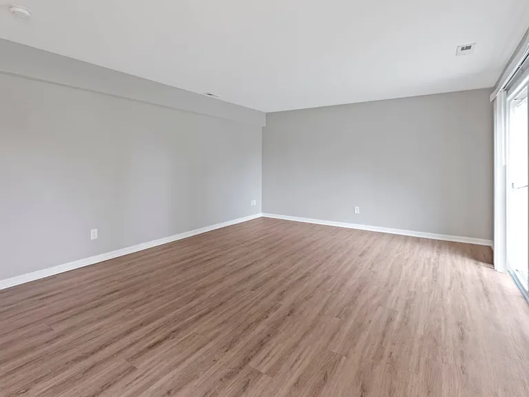 The Lenox Apartment Homes — Photo 19