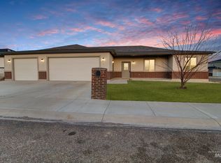 585 Clearwater Way, Heyburn, ID 83336